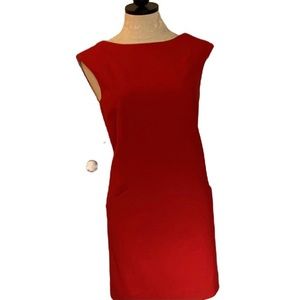 Kate spade fully lined 2 front slit pockets beautifully laced hem